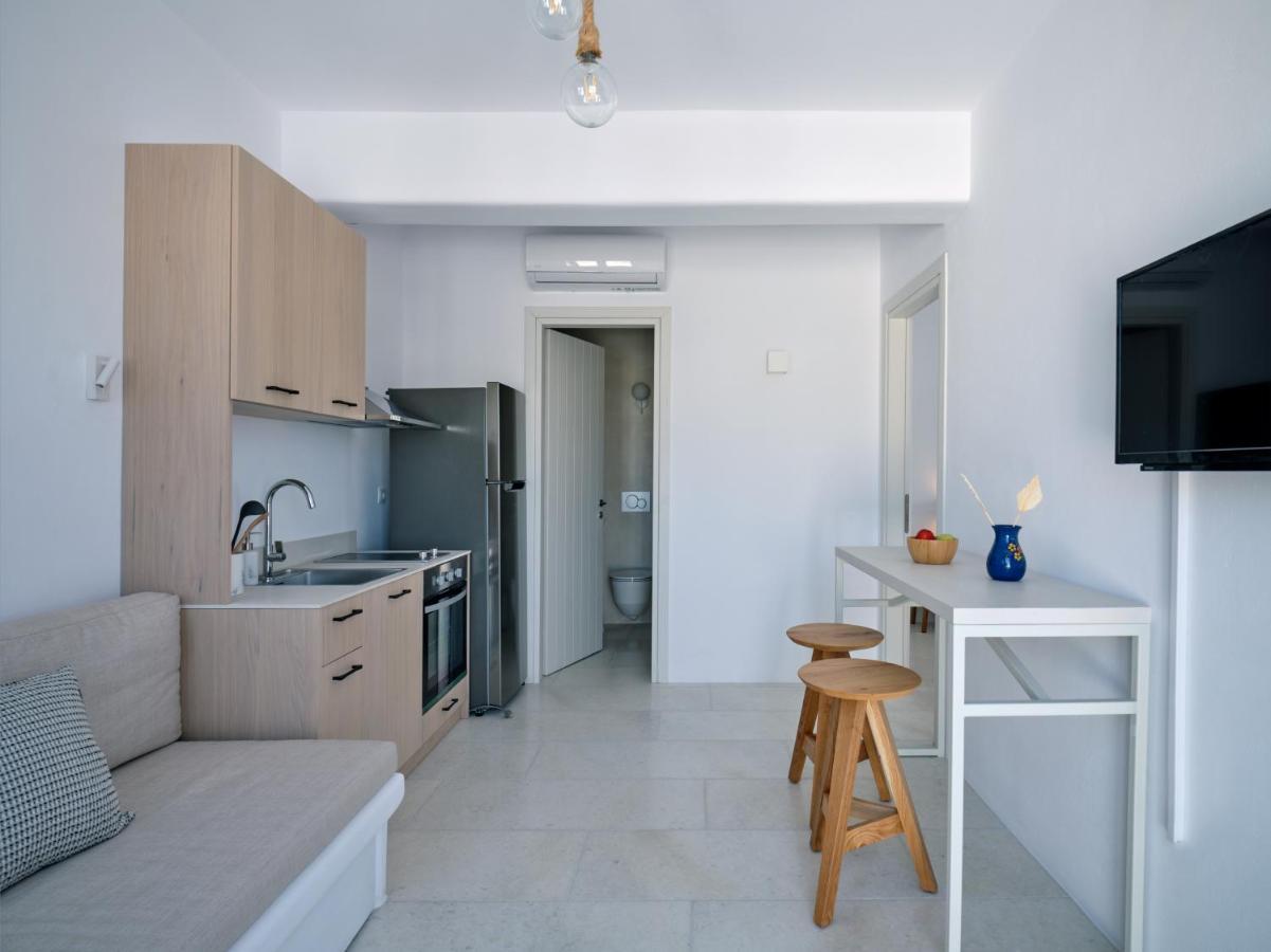Etherio Apartment III Piso Livadi Exterior photo